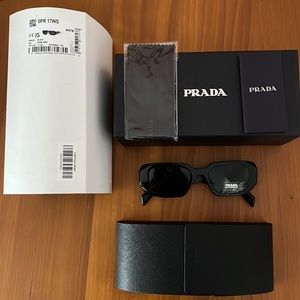 Prada SPR19W
